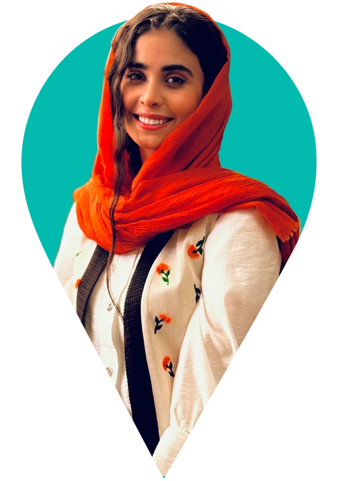 سارا صدرالادبایی